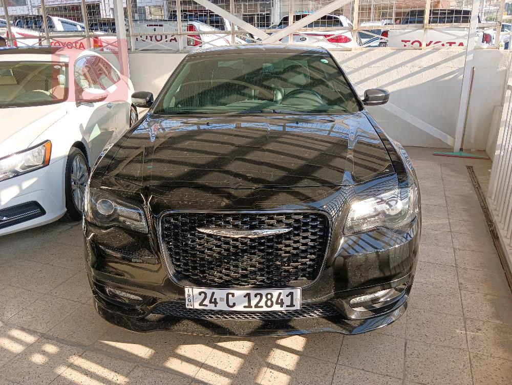 کرایسلەر 300